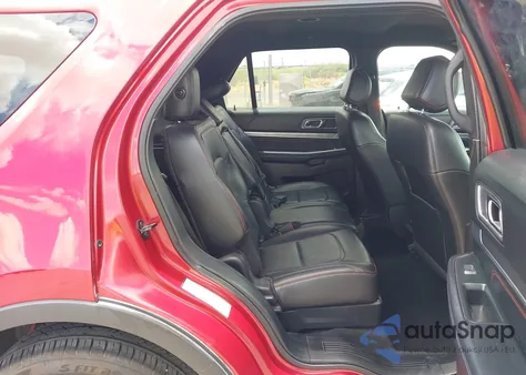 2017 Ford Explorer Sport z USA, uszkodzony, nr VIN 1FM5K8GT0HGC48651